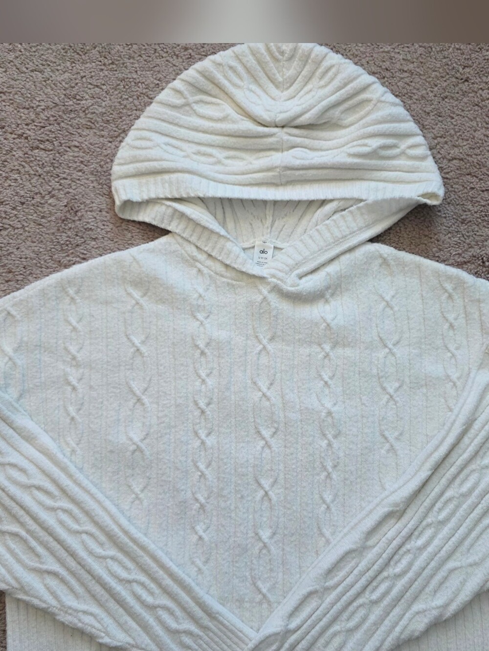 Alo Yoga Cable Knit Winter Bliss Hoodie Ivory White Small